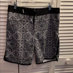 Hurley men’s swim shorts  size 28, never worn